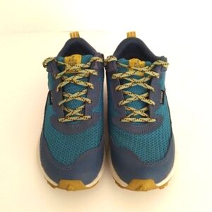 EUC The North Face Kids' Fastpack Hiker Waterproof